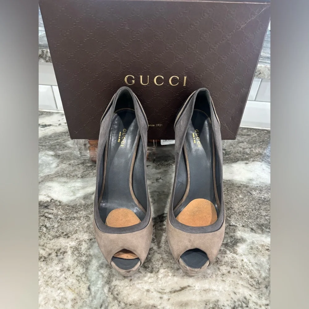 Gucci Women's Taupe Peep-Toe Heels Size:41 - Picture 1 of 10